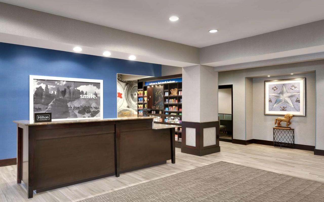 Hampton Inn & Suites Ft Worth-Burleson Bagian luar foto